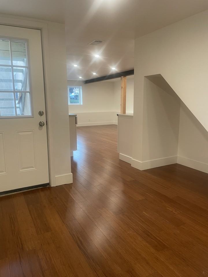 1453 Hampel Street - Photo 3 of 10