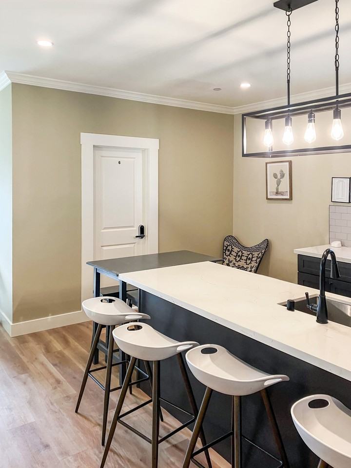 852 Mead Avenue - Photo 6 of 17