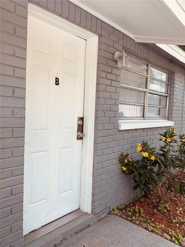 8807 N Mulberry St ##B - Photo 2 of 13