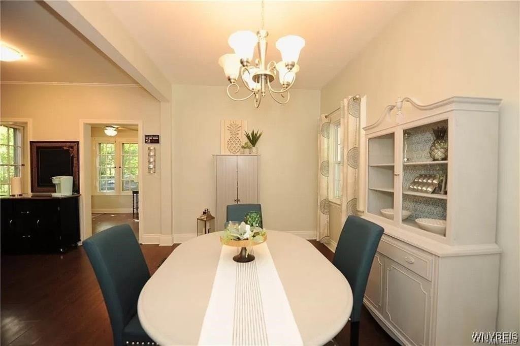 204 Union St - Photo 6 of 17