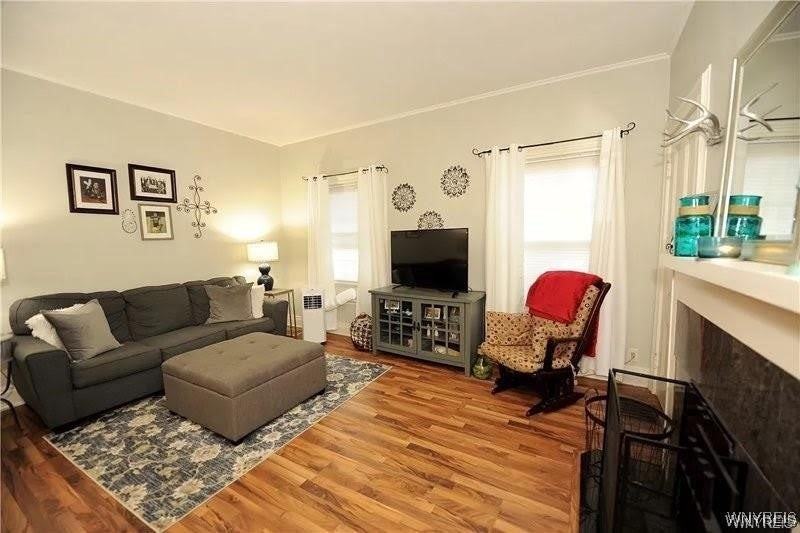 204 Union St - Photo 7 of 17