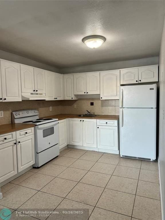 5222 Nw 18th Pl - Photo 6 of 14