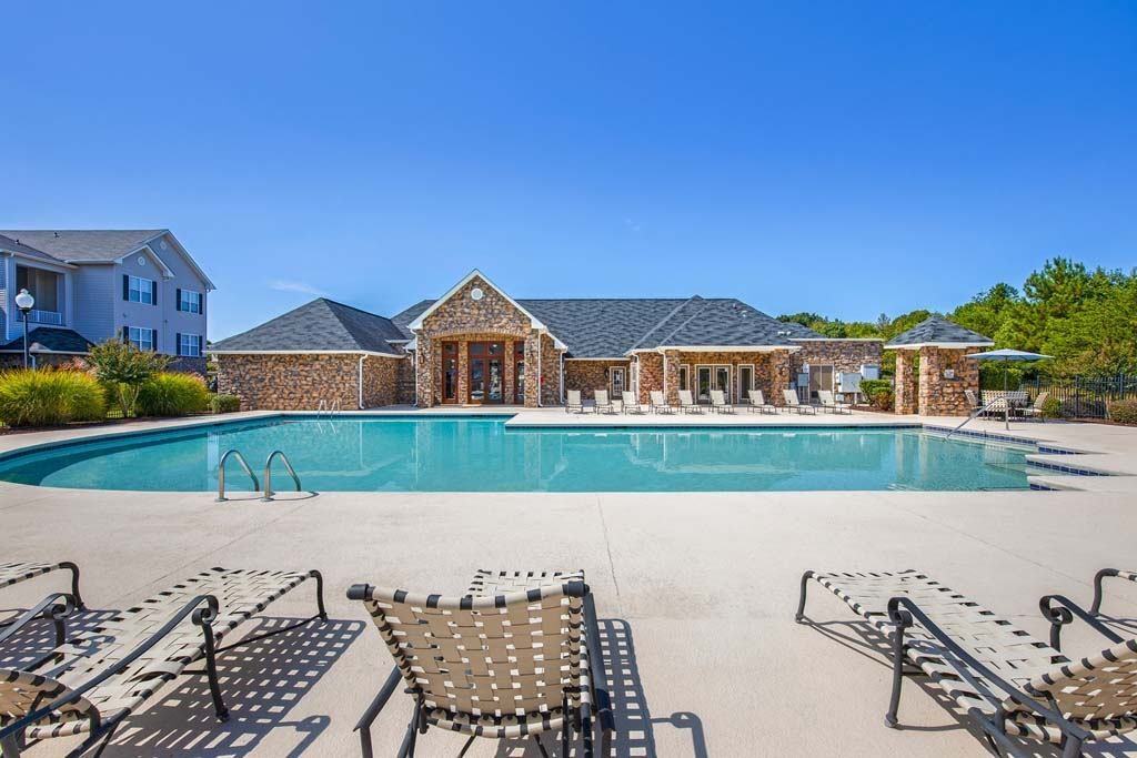 Ethan Pointe Apartments - Photo 3 of 28