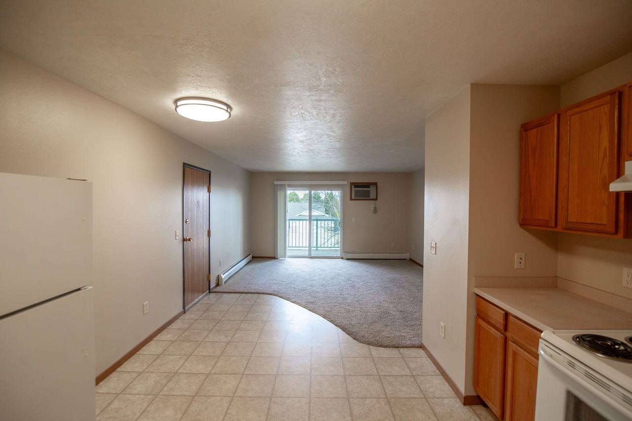 Terrace Pointe Apartments - Photo 6 of 13