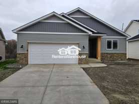 975 45th Ave Ne - Photo 1 of 1