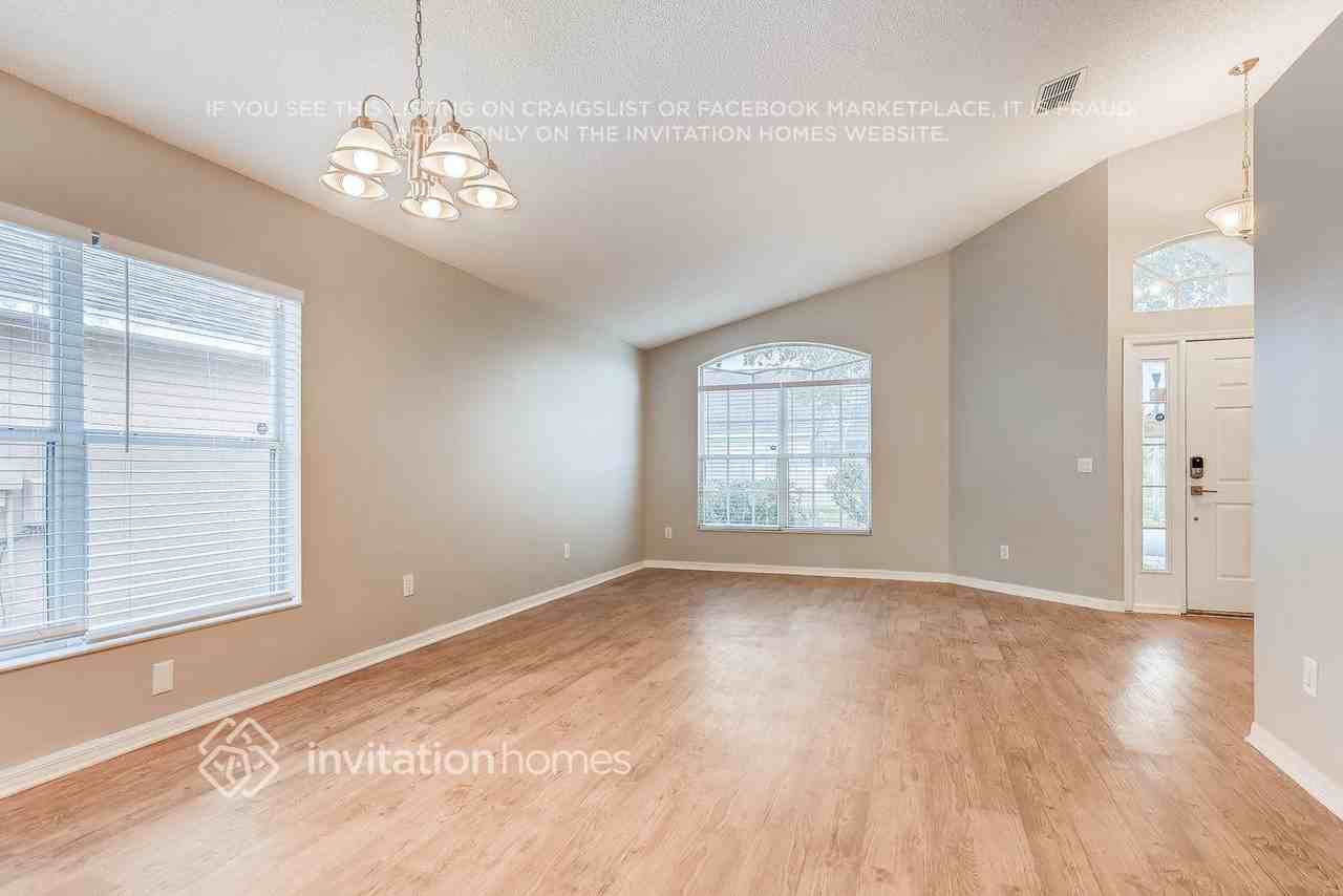 5122 Hook Hollow Cir - Photo 3 of 13