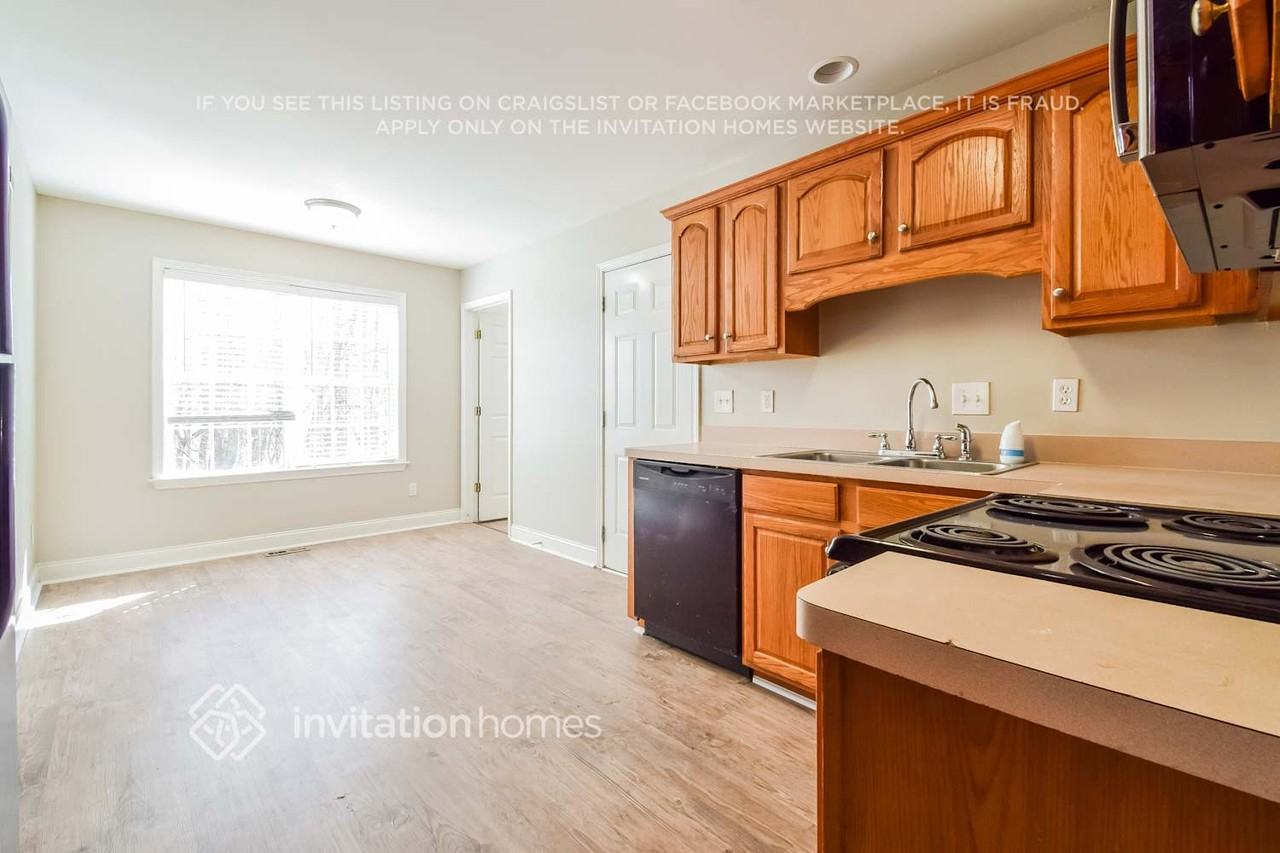 6617 Destiny Dr Se - Photo 7 of 14