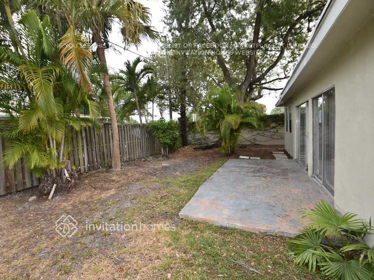 8841 Nw 21st Mnr - Photo 5 of 6