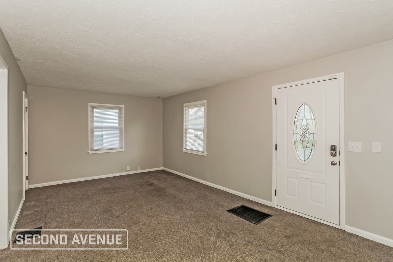 6106 Graceland Ave - Photo 4 of 25
