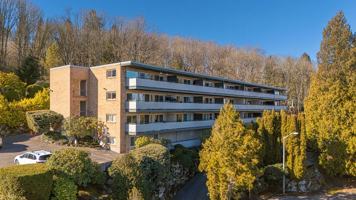 featured image of 2805 75th Pl Se