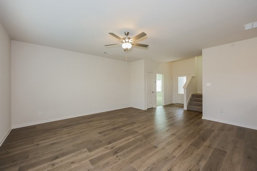 1417 Woodwinds Dr - Photo 6 of 17