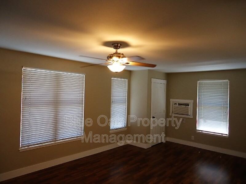 2371 England St #B - Photo 3 of 9