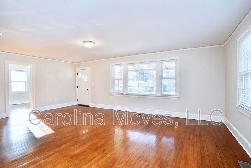 101 Dukeland Dr - Photo 5 of 10