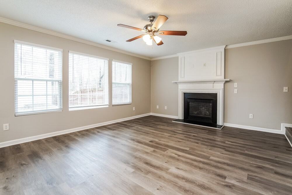 3020 Hayling Dr - Photo 5 of 20