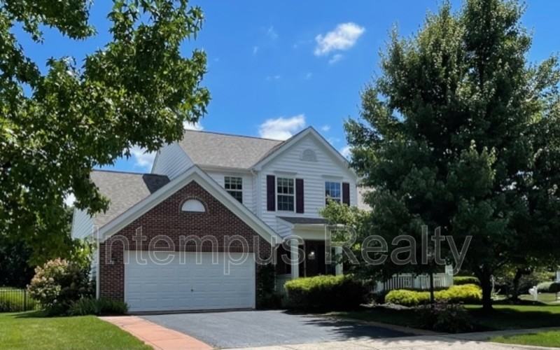 5653 Shiloh Spring Dr - Photo 3 of 47