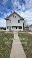 featured image of 4602 Saint Paul Ave #3