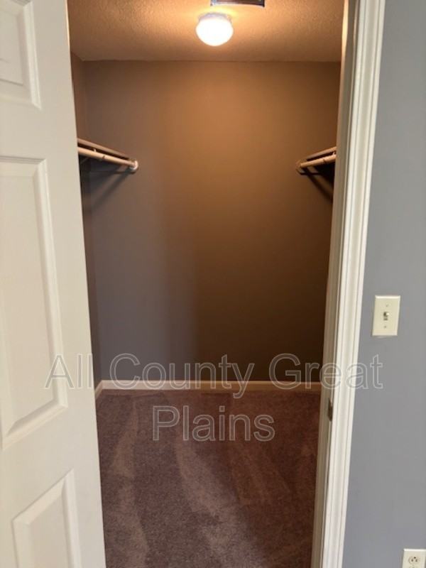 5206 Foster St - Photo 7 of 7