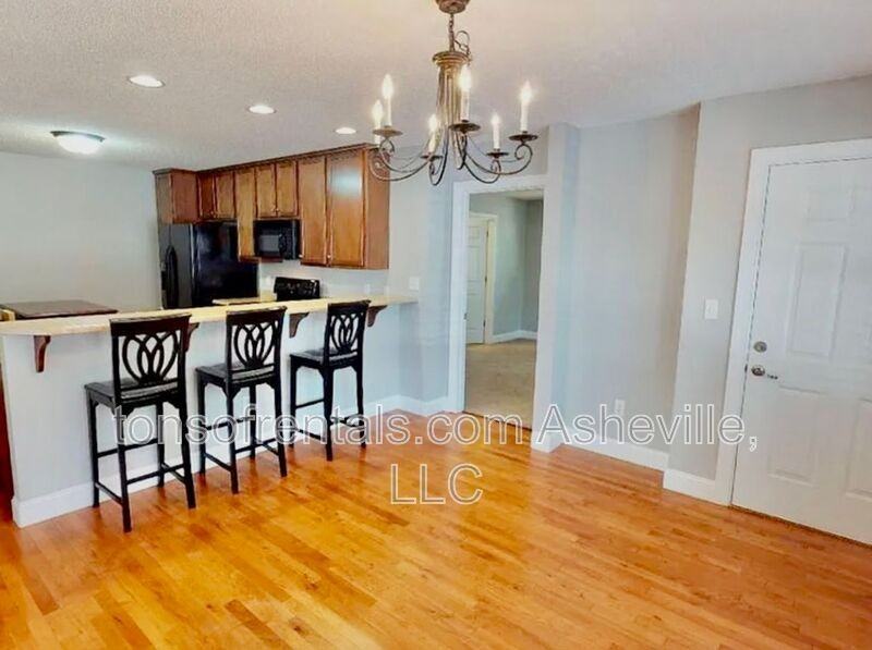 130 Downing Park Ct - Photo 5 of 18