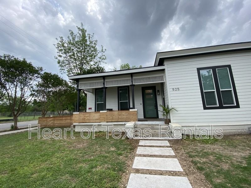 525 S 10th St - Photo 2 of 31