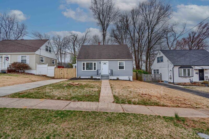 1342 Sudvale Rd - Photo 2 of 38