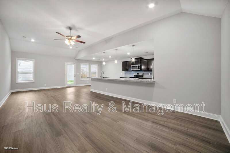 211 King Rd - Photo 7 of 27