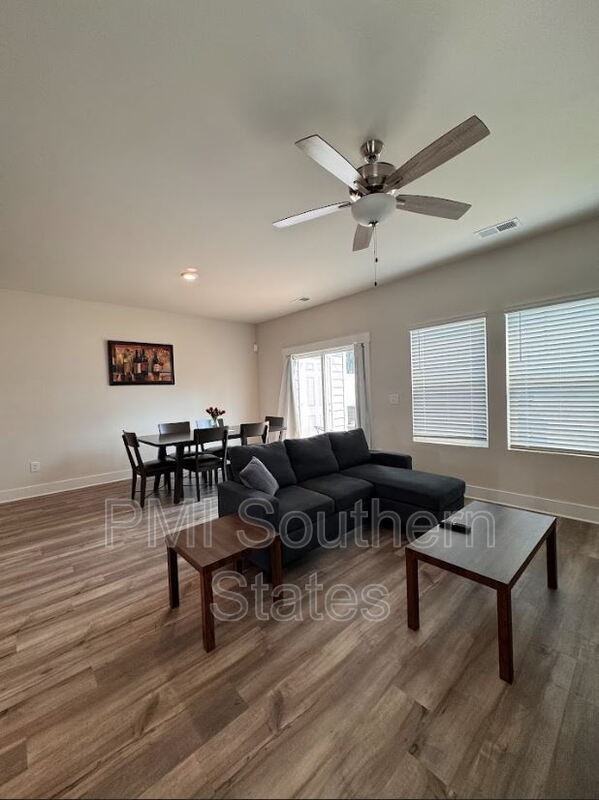 919 Yarn Way - Photo 6 of 26