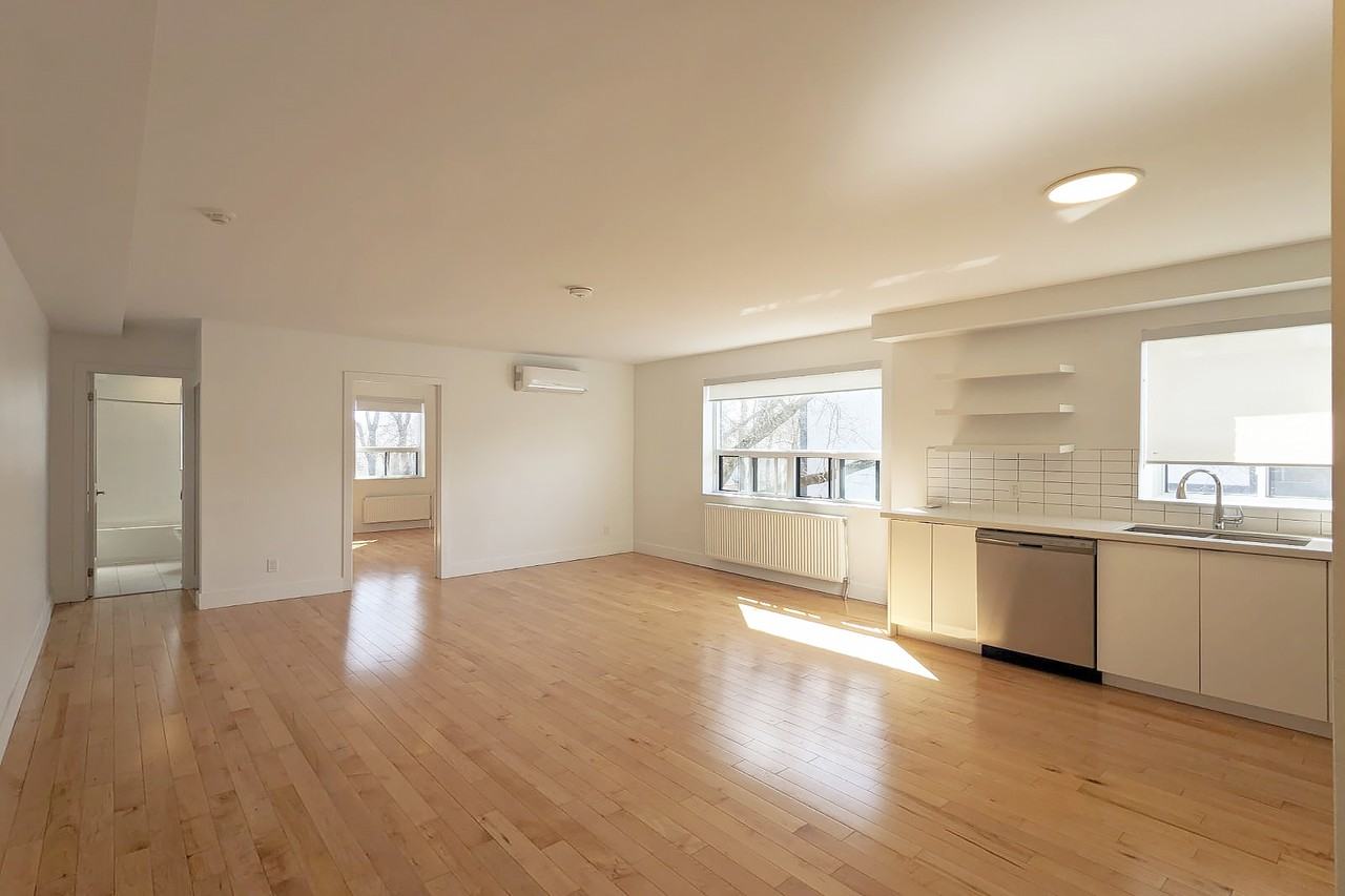 2901 Saint Clair Avenue East #10 - Photo 3 of 12