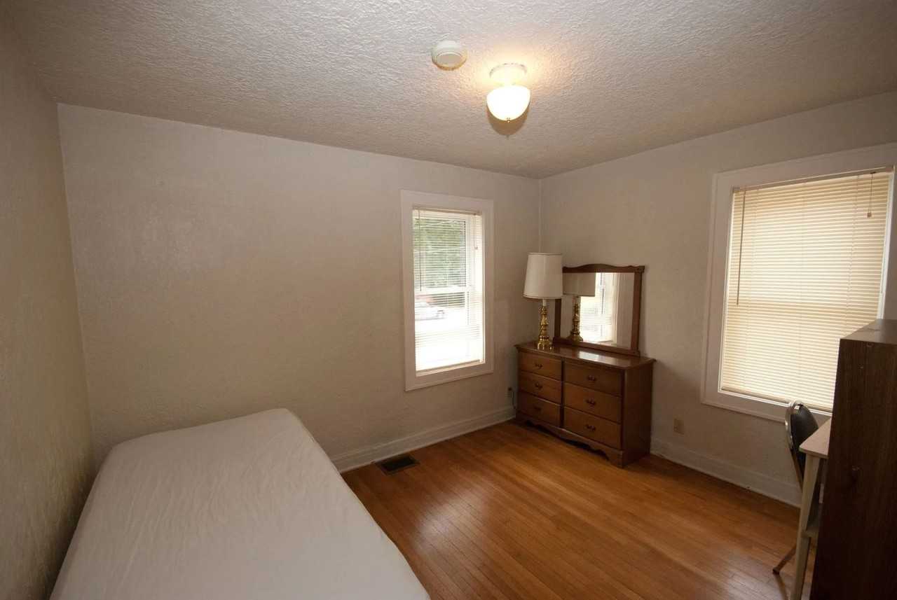 1314 E Atwater Ave - Photo 6 of 7