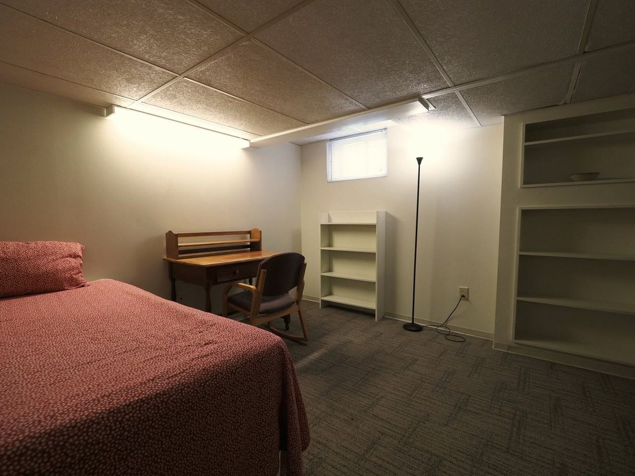 1331 E Atwater Ave - Photo 4 of 17