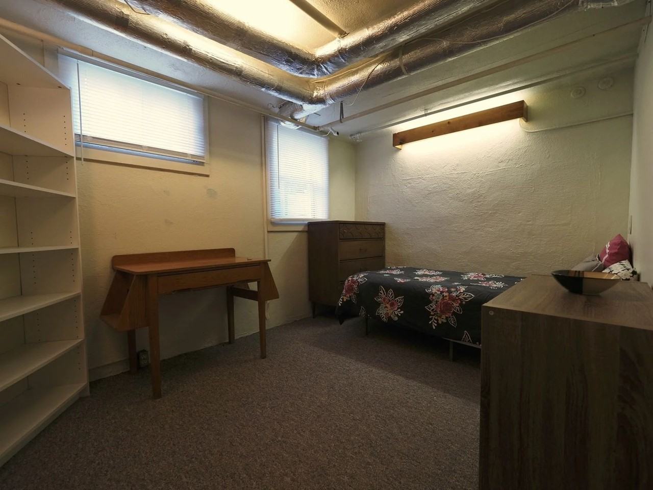 1331 E Atwater Ave - Photo 6 of 17