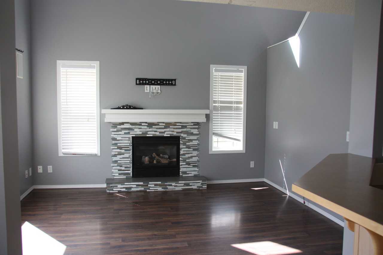 291 Cimarron Boulevard - Photo 3 of 10