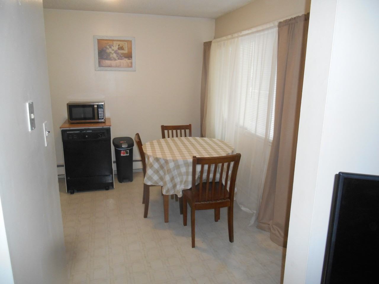 1629 Genesee St #B11F - Photo 2 of 12