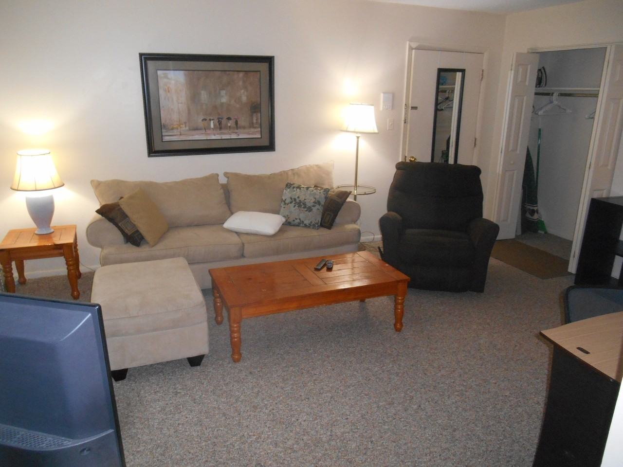 1629 Genesee St #B11F - Photo 3 of 12