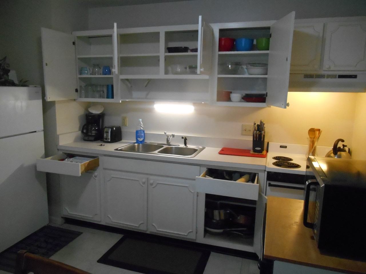 1629 Genesee St #B11F - Photo 7 of 12