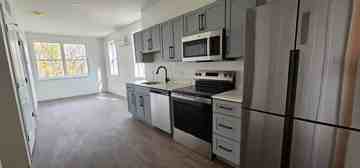 featured image of 3 Railroad St