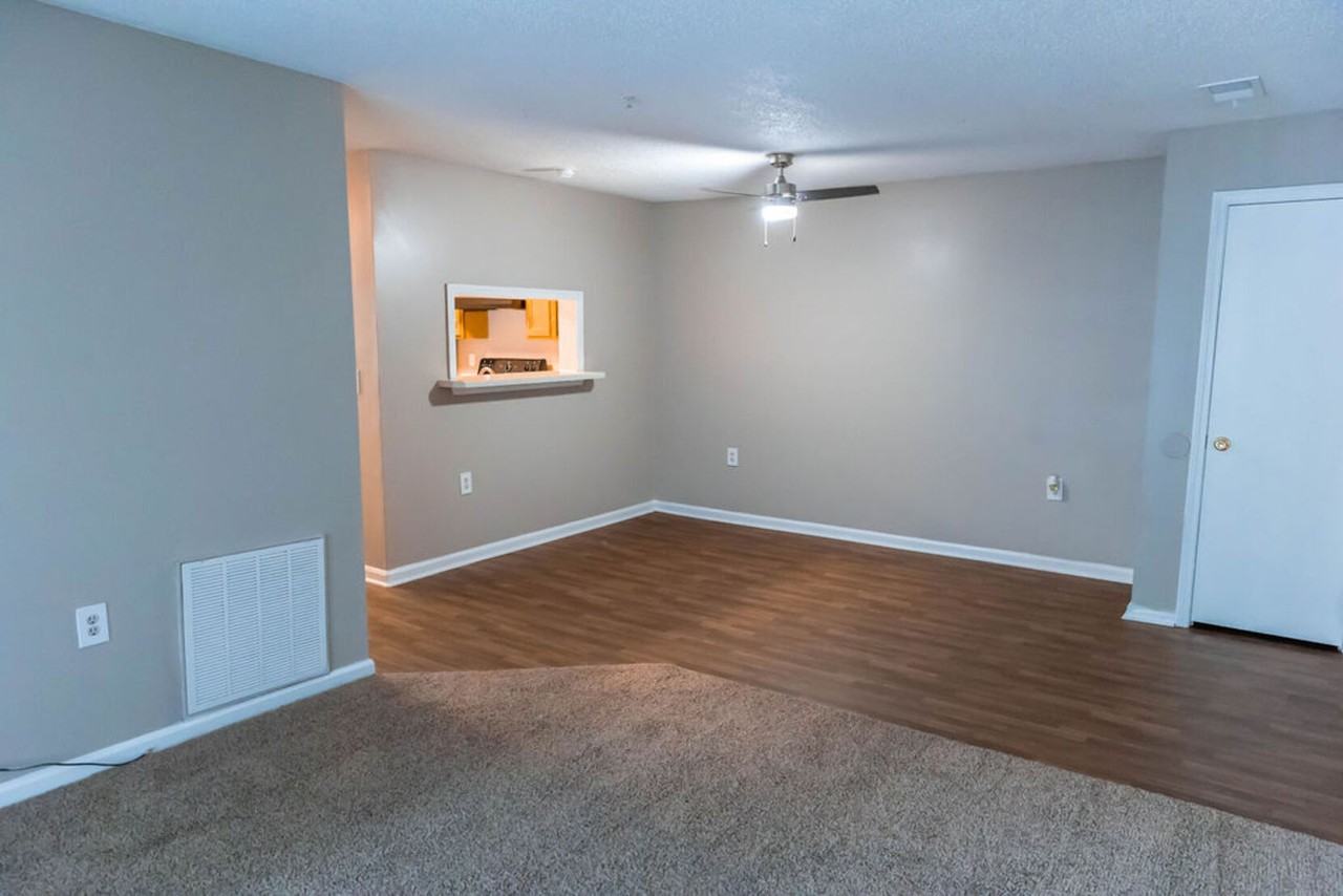 201 Landing - Photo 3 of 66