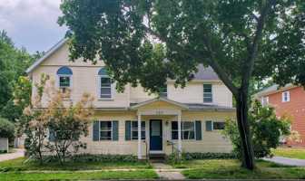 featured image of 727 Washington St