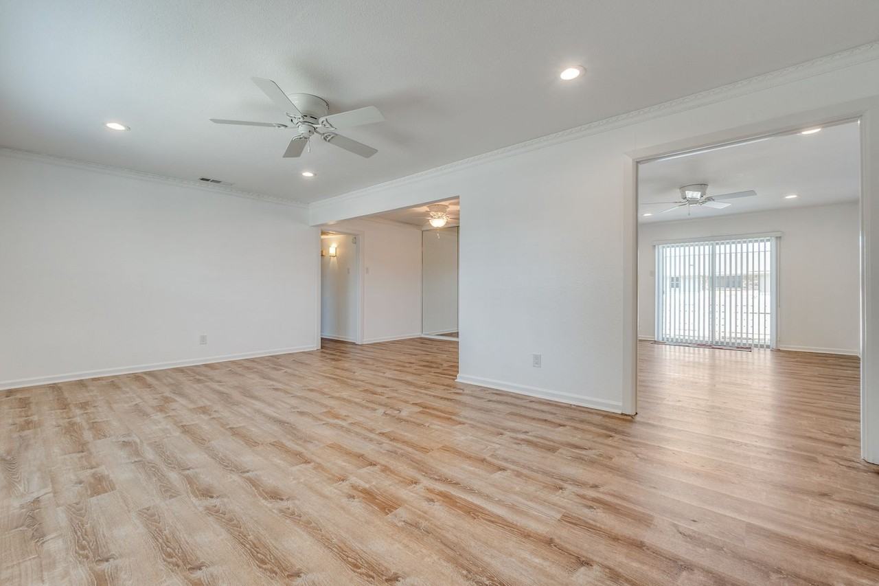 5833 Birchbrook Dr #208 - Photo 3 of 14