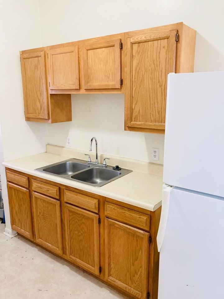 215 E Grandview Dr #2 - Photo 6 of 12