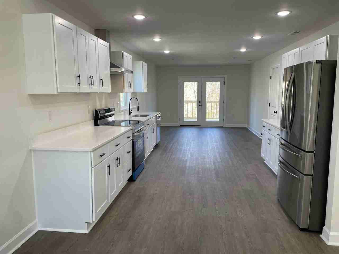 922 Culbreth Ave - Photo 4 of 20