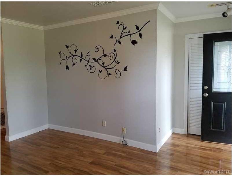 10019 Smitherman Dr - Photo 2 of 17