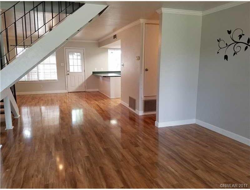 10019 Smitherman Dr - Photo 3 of 17