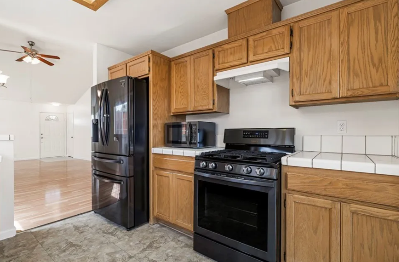 10 Wyndham Ct - Photo 4 of 12