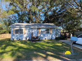 featured image of 907 Canopy Ln