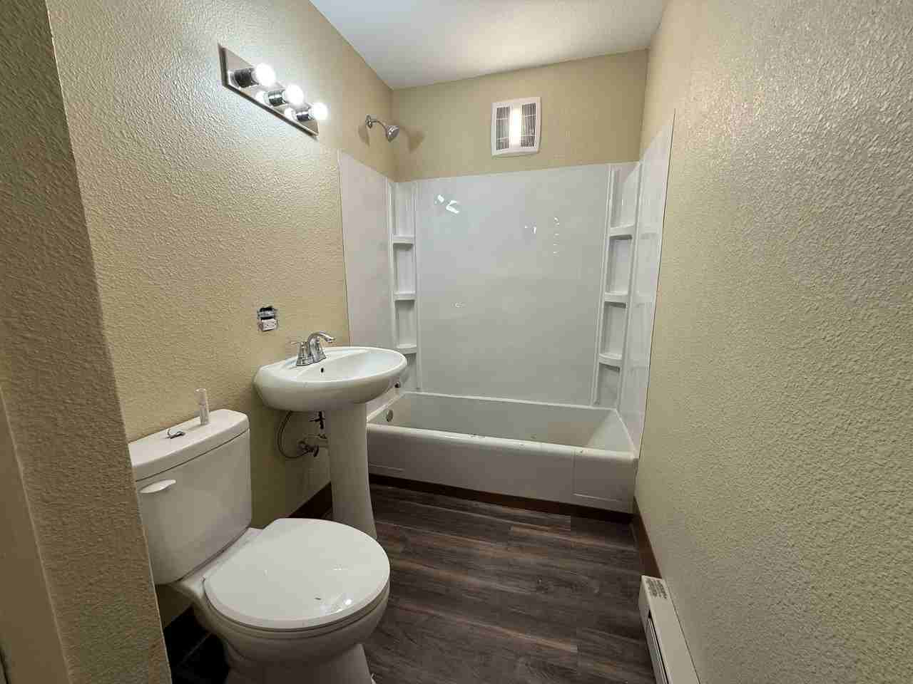 North Main Apartments Building 2 - Photo 2 of 5