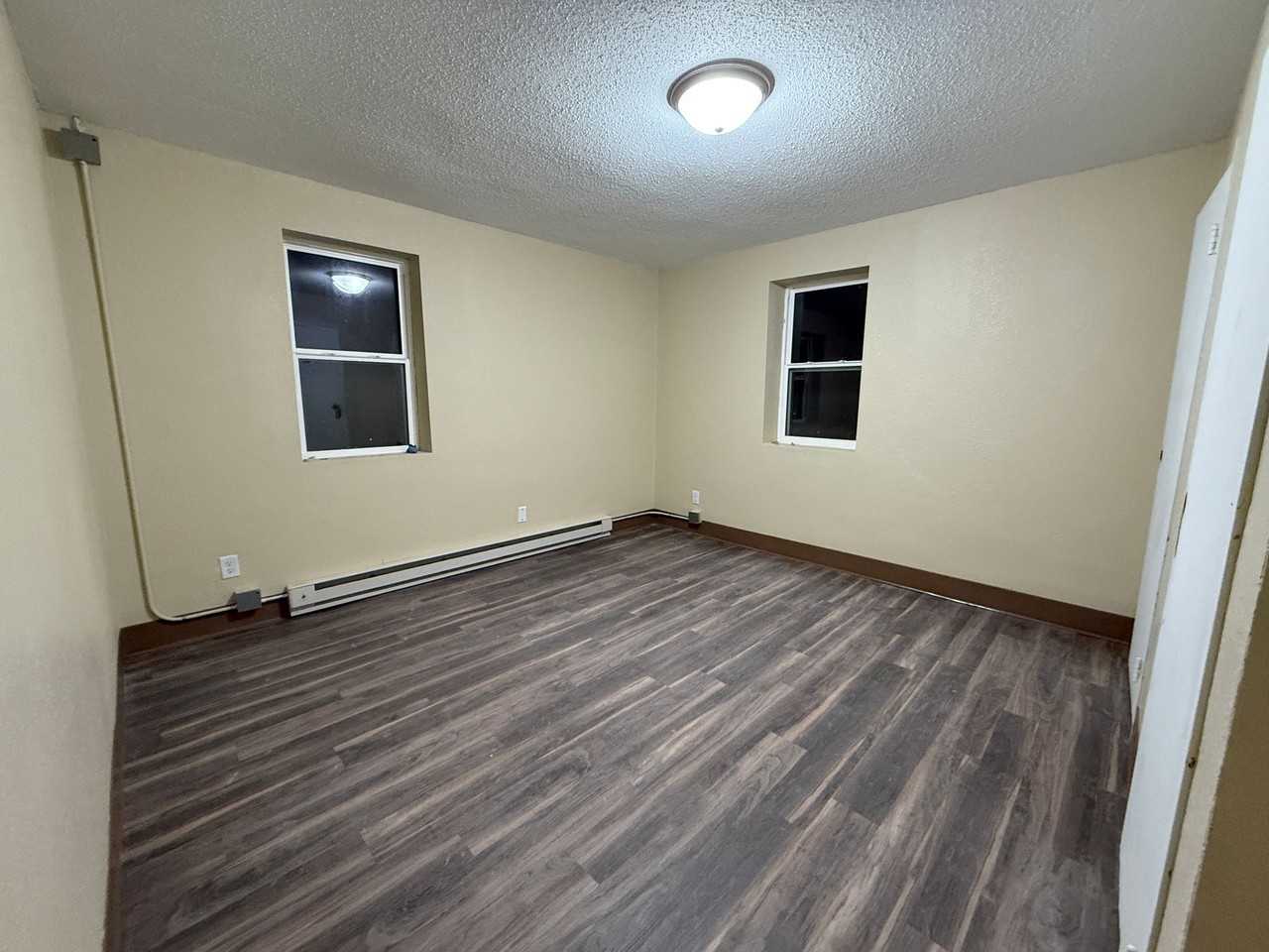 North Main Apartments Building 2 - Photo 3 of 5