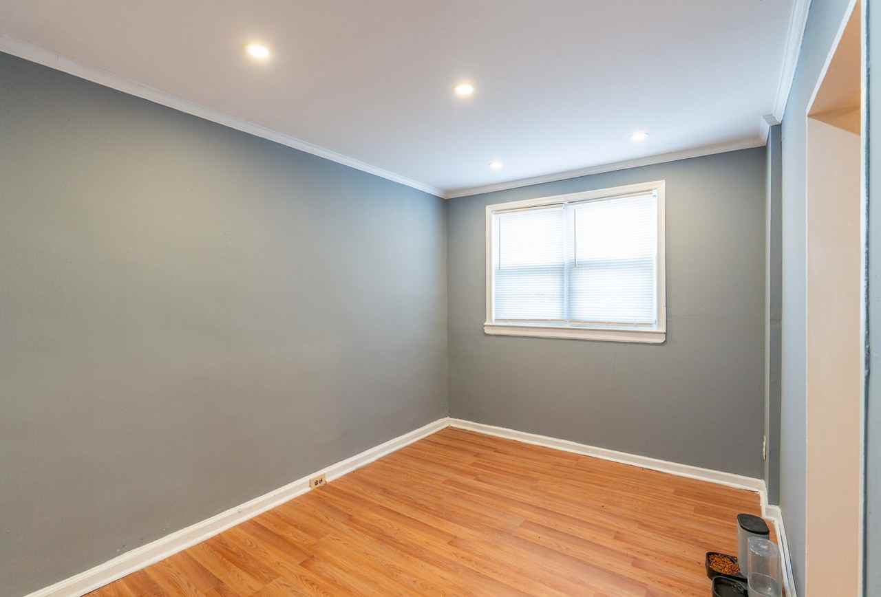 7101 Dorel St - Photo 6 of 31