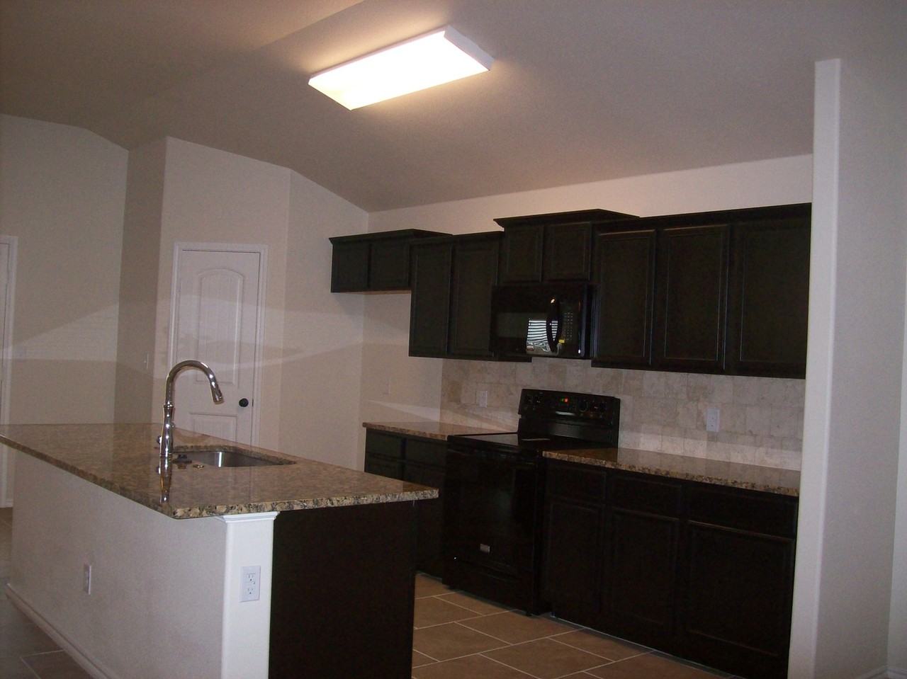 3604 Trenton Ave - Photo 3 of 18