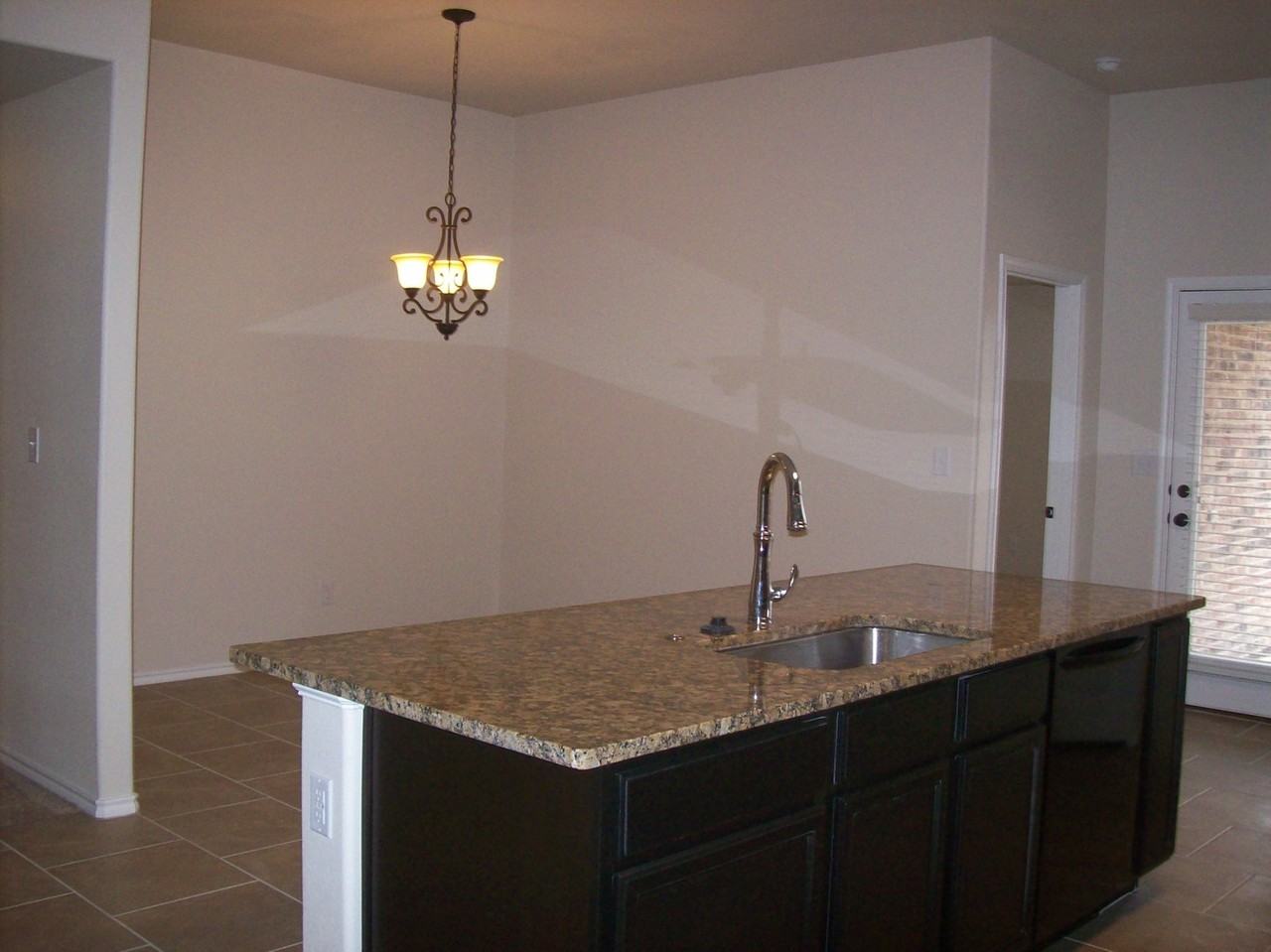 3604 Trenton Ave - Photo 4 of 18