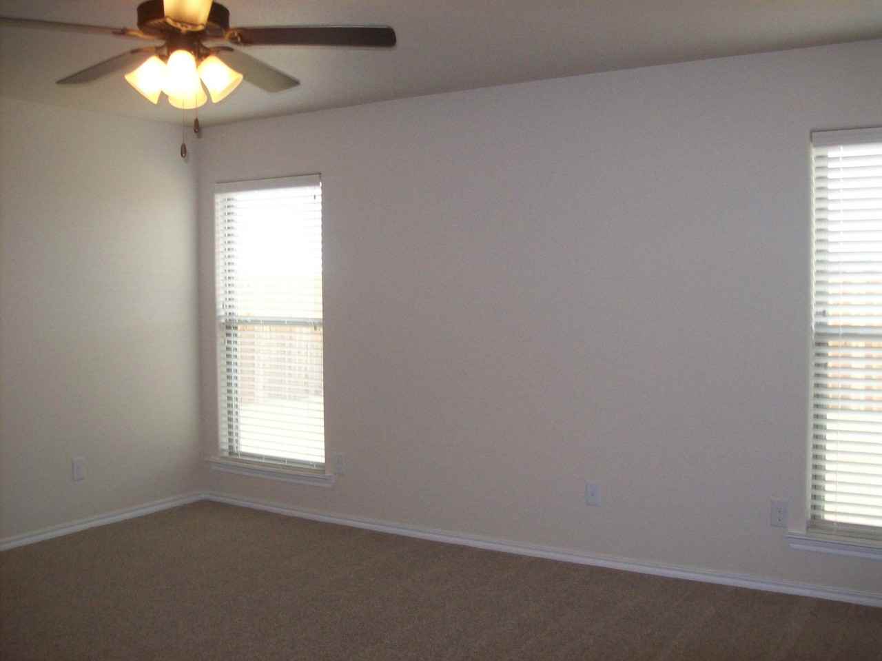 3604 Trenton Ave - Photo 6 of 18